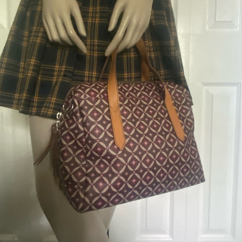 Fossil Sydney Purple and Tan Satchel with Geometric Pattern
